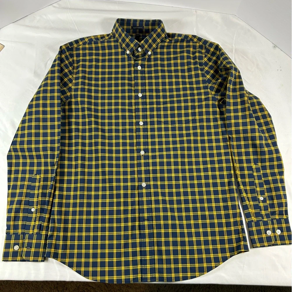 Banana Republic Men Navy and Yellow Plaid Button-Down Shirt, Preppy Look, Size M